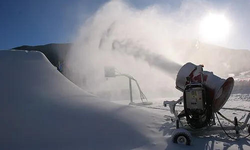 造雪機(jī)