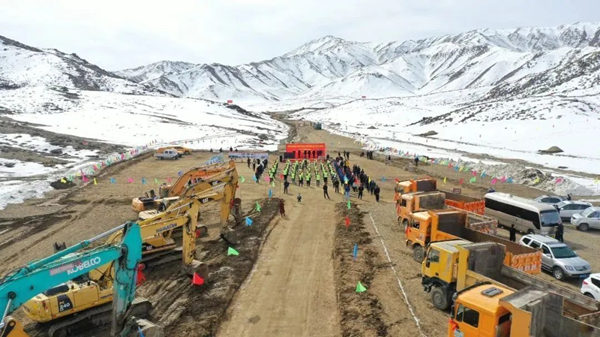 冰雪旅游基地基礎設施建設正在進行